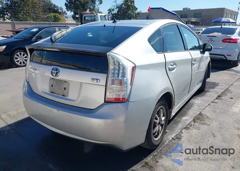 2010 Toyota Prius Iii z USA, uszkodzony, nr VIN JTDKN3DU2A1302166